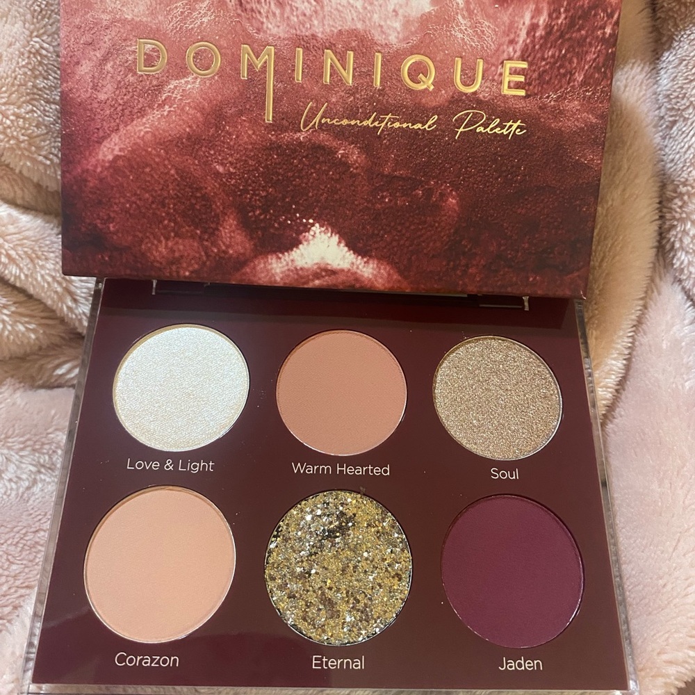 Dominique Cosmetics Unconditional palette